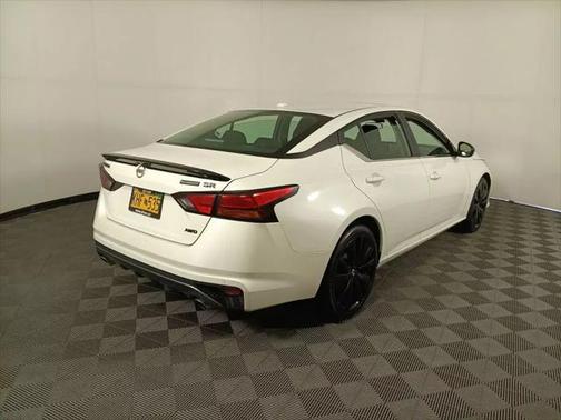 2022 Nissan Altima SR Intelligent AWD