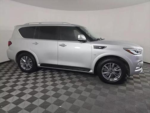 2020 INFINITI QX80 Luxe