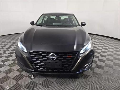 2023 Nissan Altima SR Intelligent AWD