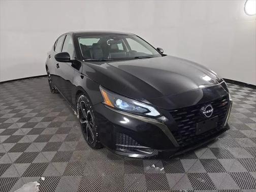 2023 Nissan Altima SR Intelligent AWD