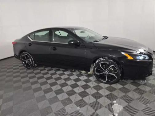 2023 Nissan Altima SR Intelligent AWD
