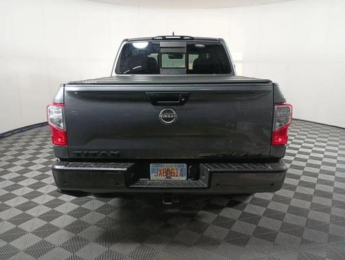 2023 Nissan Titan SV