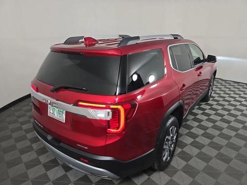 2023 GMC Acadia AWD SLT