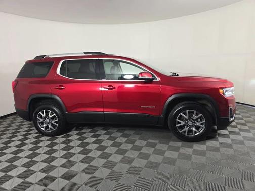 2023 GMC Acadia AWD SLT