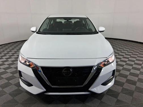 White 2022 Nissan Sentra SV