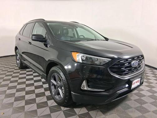 Agate Black Metallic 2024 Ford Edge SEL