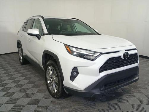 2024 Toyota RAV4 XLE Premium