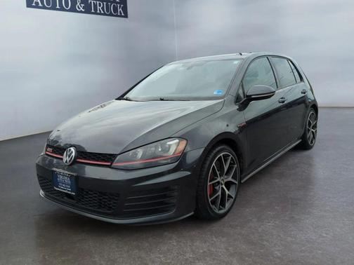 2015 Volkswagen Golf GTI 2.0T SE w/Performance Package 4-Door