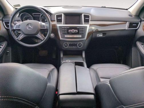 2015 Mercedes-Benz M-Class 4MATIC