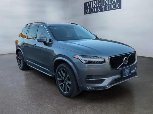 2018 Volvo XC90 T6 Momentum