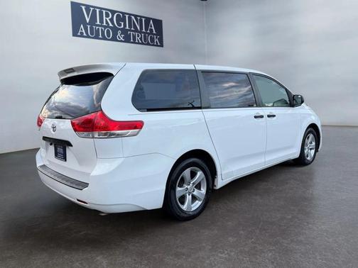 2014 Toyota Sienna L