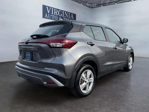 2023 Nissan Kicks S