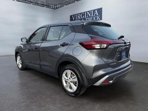 2023 Nissan Kicks S