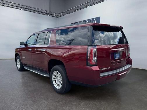 Red 2017 GMC Yukon XL SLT