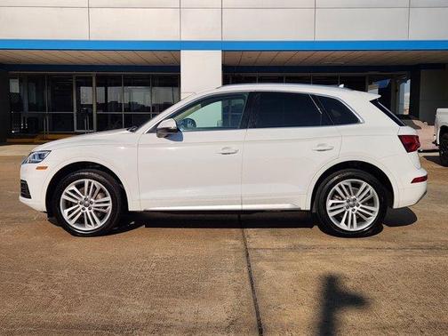 2018 Audi Q5 2.0T Premium Plus