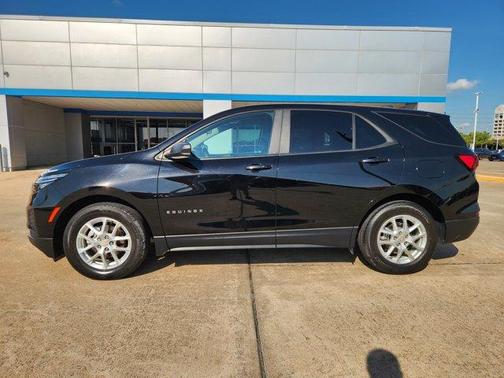 2023 Chevrolet Equinox LS