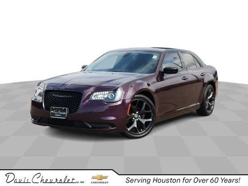 2020 Chrysler 300 Touring
