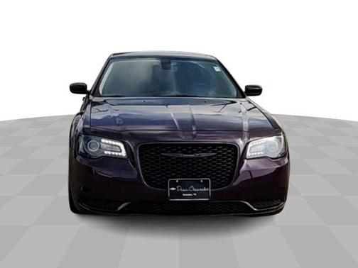 2020 Chrysler 300 Touring