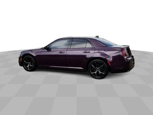 2020 Chrysler 300 Touring