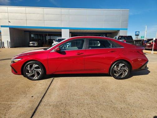 2025 Hyundai ELANTRA SEL Convenience