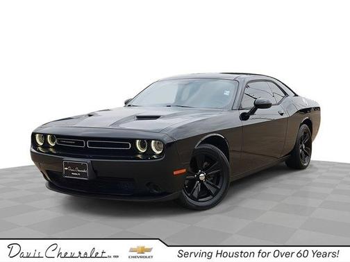 2016 Dodge Challenger SXT