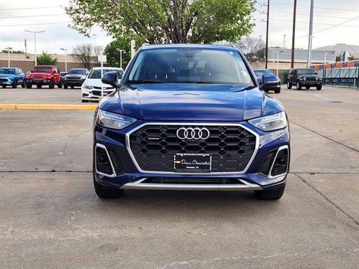 2023 Audi Q5 45 S line Premium Plus