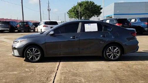 2023 Kia Forte LXS