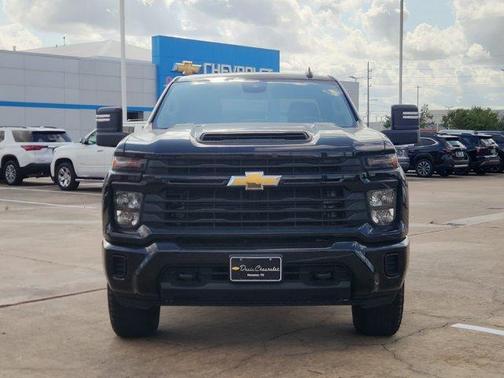 Black 2024 Chevrolet Silverado 2500 Custom