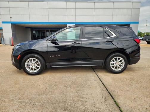 Mosaic Black Metallic 2024 Chevrolet Equinox LT