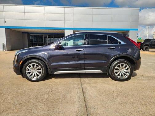 Metallic 2023 Cadillac XT4 Premium Luxury