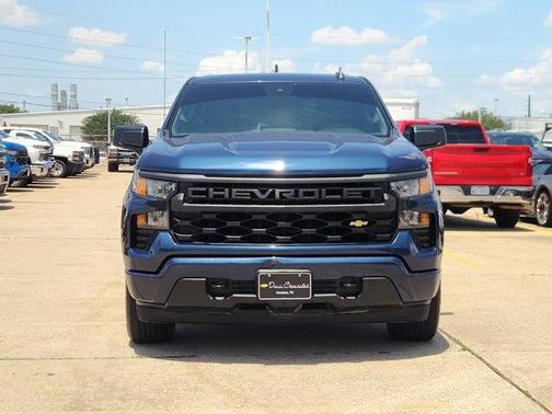 Northsky Blue Metallic 2022 Chevrolet Silverado 1500 Custom