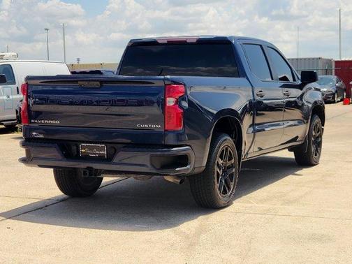 Northsky Blue Metallic 2022 Chevrolet Silverado 1500 Custom