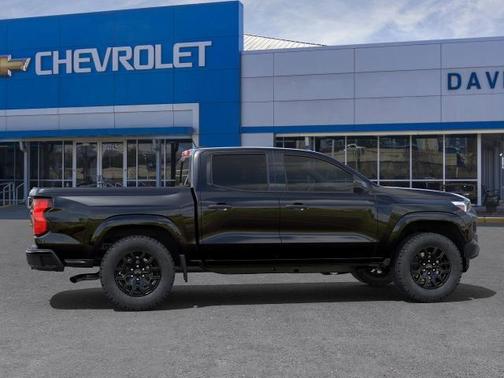2025 Chevrolet Colorado WT