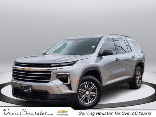 Sterling Gray Metallic 2025 Chevrolet Traverse LT