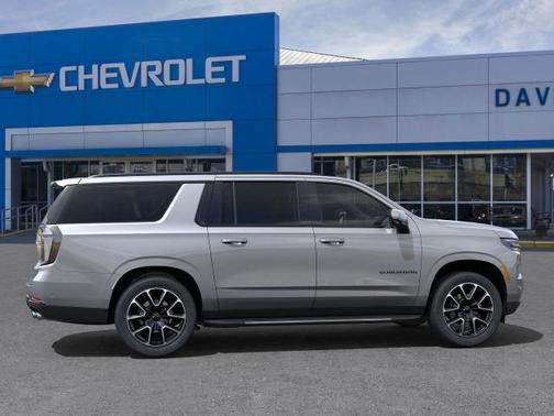 2025 Chevrolet Suburban RST