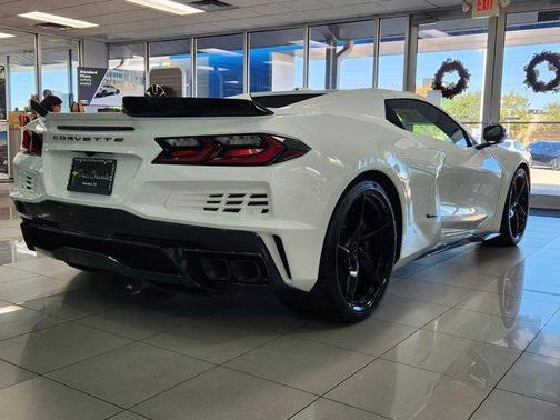 2025 Chevrolet Corvette E-Ray