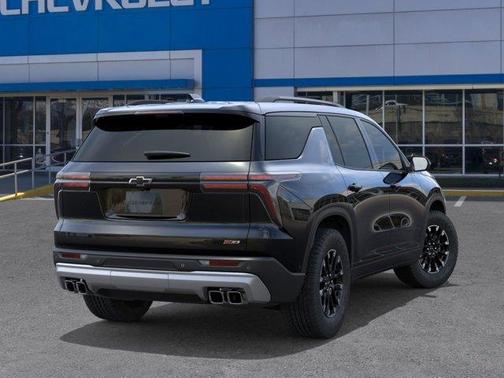 Mosaic Black Metallic 2026 Chevrolet Traverse Z71