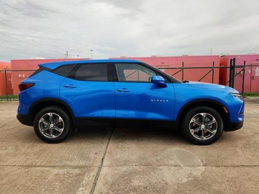2025 Chevrolet Blazer LT