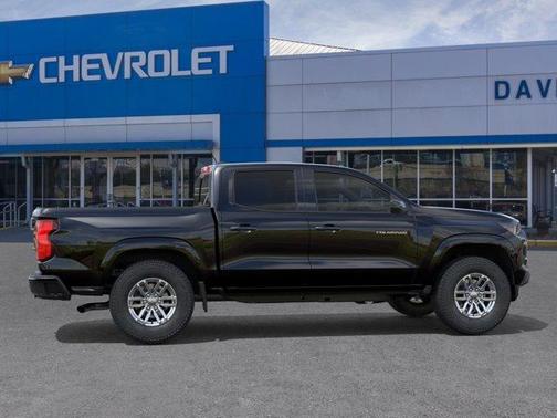 Black 2026 Chevrolet Colorado LT