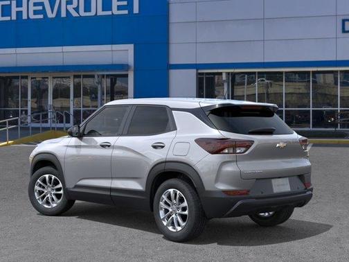 Sterling Gray Metallic 2026 Chevrolet Trailblazer LS