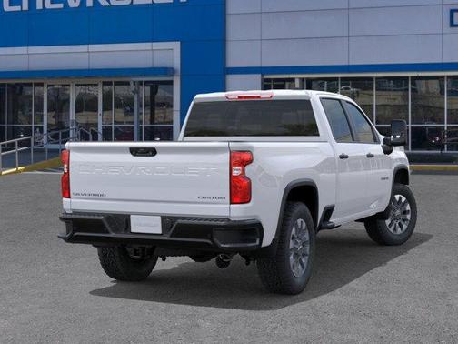 Summit White 2026 Chevrolet Silverado 2500 Custom