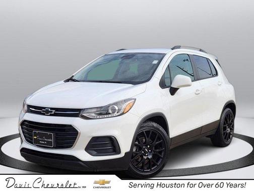 Summit White 2022 Chevrolet Trax LT