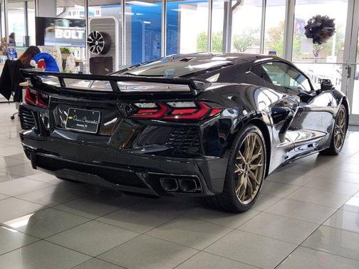 2026 Chevrolet Corvette Stingray w/2LT