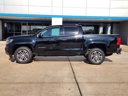 Black 2022 Chevrolet Colorado WT