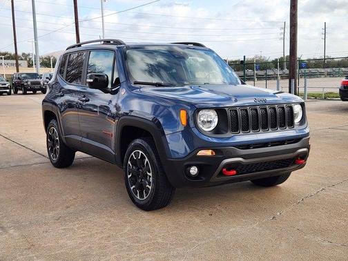 2023 Jeep Renegade Trailhawk
