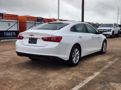 Summit White 2025 Chevrolet Malibu LT