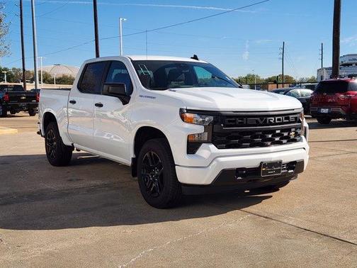 2025 Chevrolet Silverado 1500 Custom