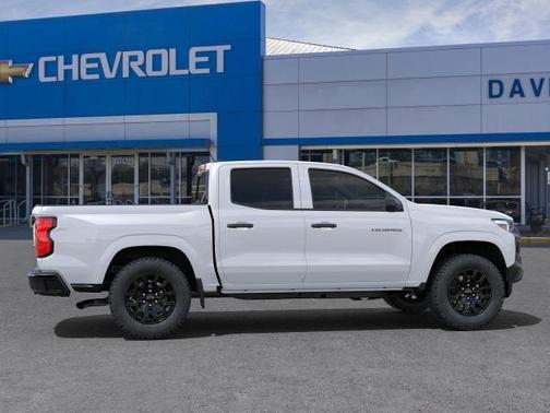 2025 Chevrolet Colorado WT