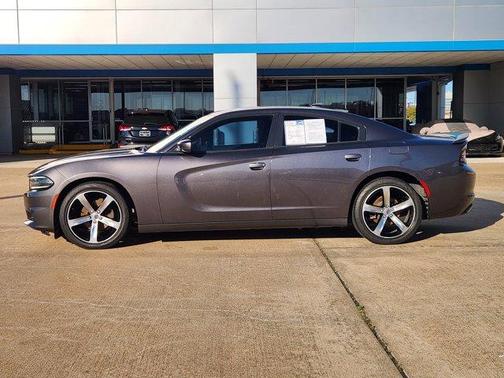 2017 Dodge Charger SXT
