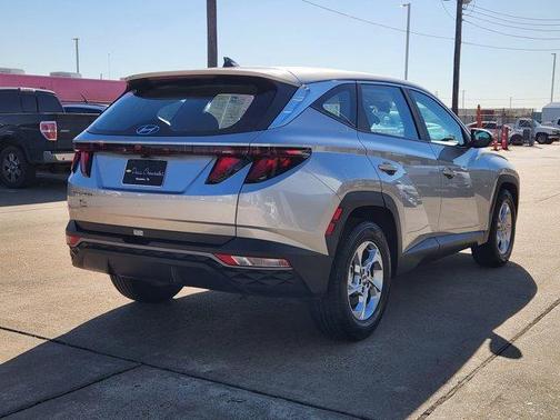 2024 Hyundai TUCSON SE